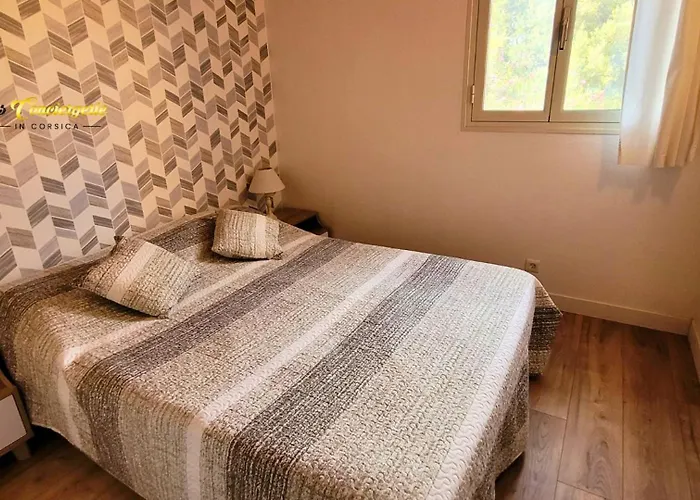 Maison Duplex 6 Pers à Proximité De La De La Baie De Hébergement de vacances Pinarellu